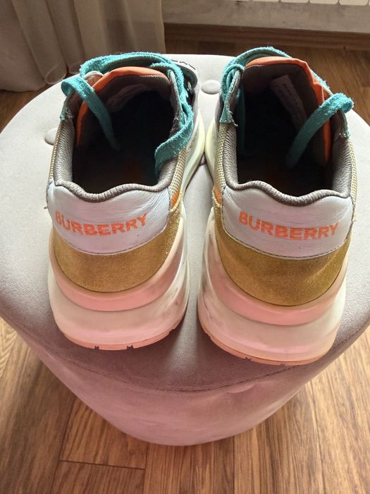 Оригинални обувки