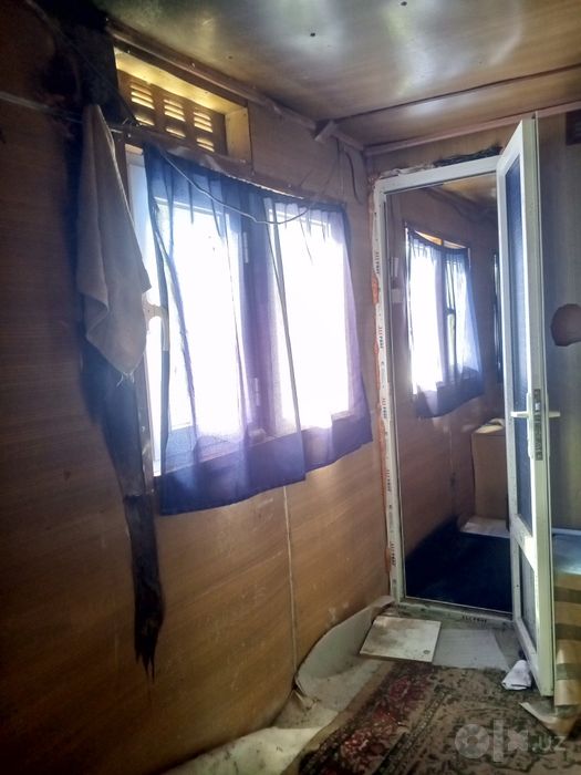 Vagoncha sotiladi 7x2.50 jixozlari bn birga