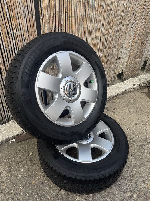 Vand Jantă Vw si cauciucuri de vara