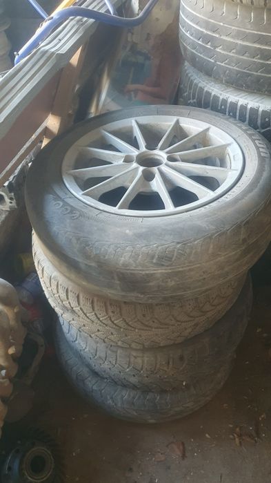 Титанка покрышкой и 3 штуки резины