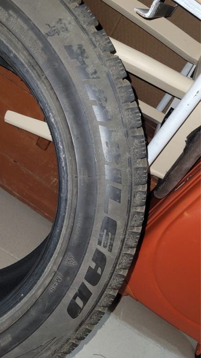 Продам пару зимних резин