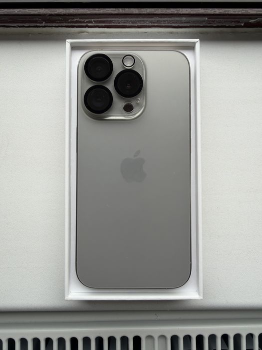 Iphone 15 pro 256GB 92% baterie