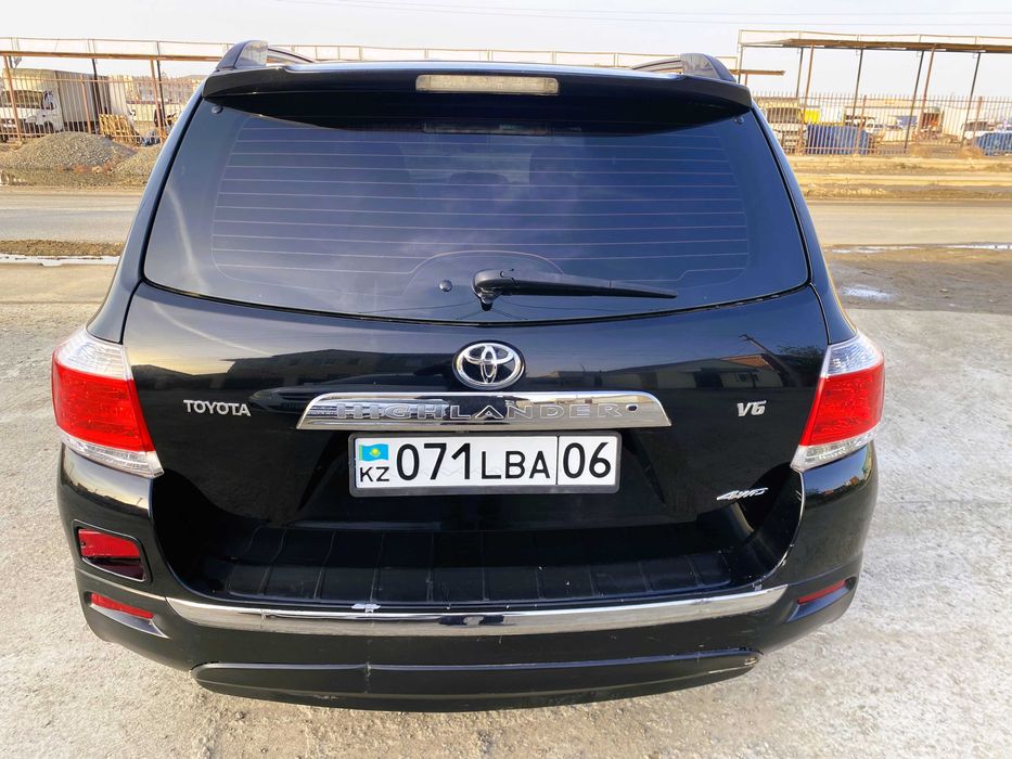 Highlander 2013 черный