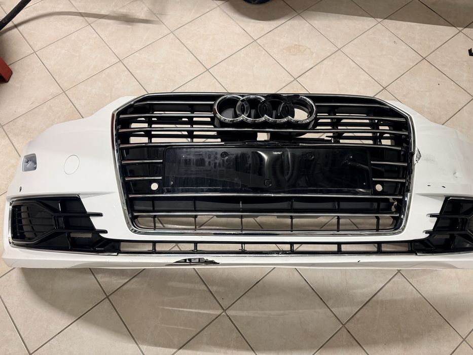 Bara fata  far xenon spoiler grila radiator a6 c7 facelift Audi
