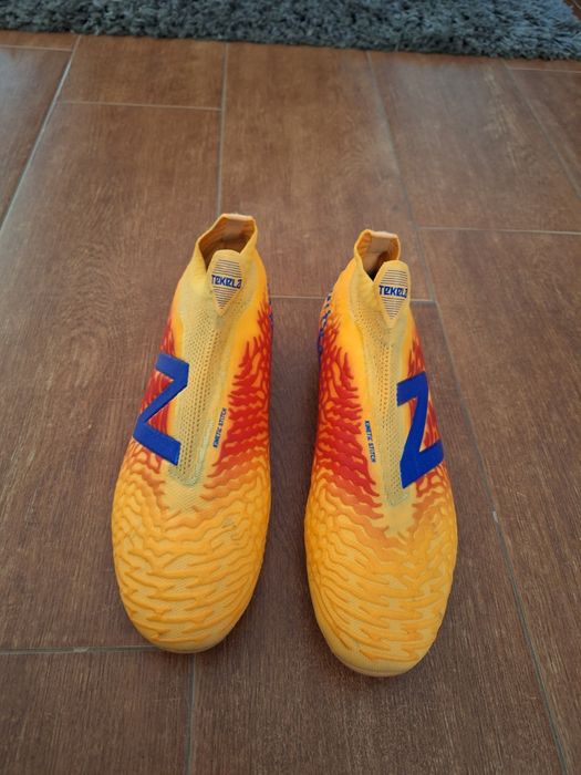 Ghete de fotbal New Balance
