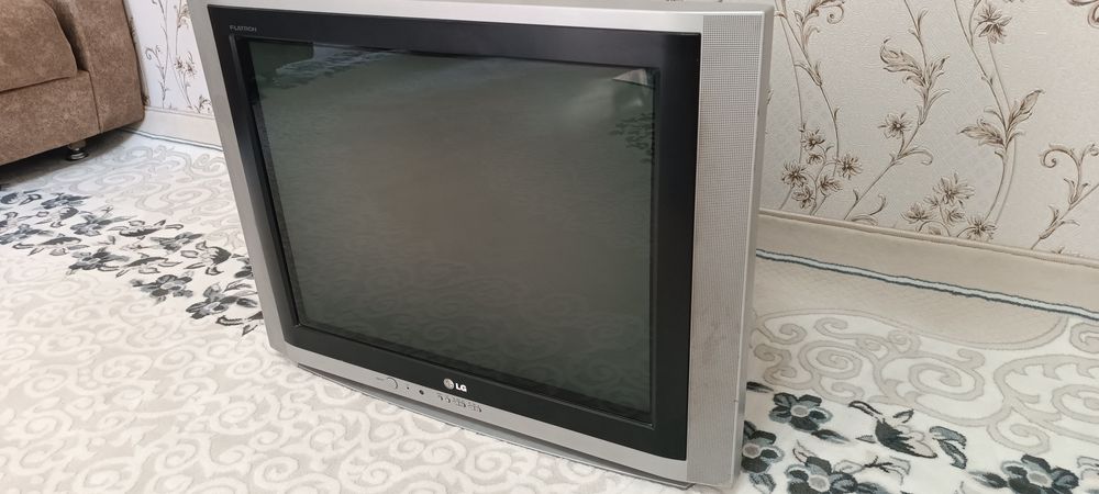 Продаю телевизор