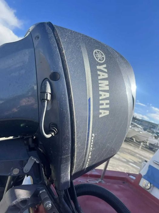Лодочный мотор Ямаха90 Yamaha90