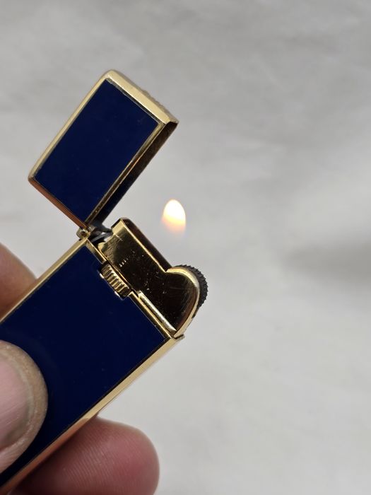 Bricheta veche Sharp