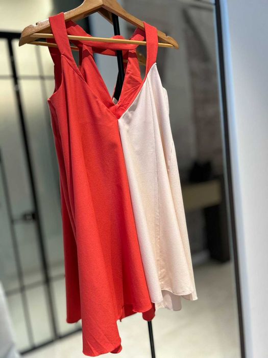 Ефирна рокля в три цвята