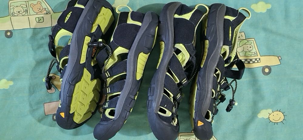 Два чифта супер  яки сандали  KEEN - размер  37