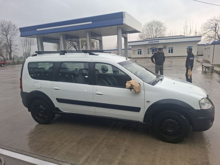 Ларгус сотилади срочни пул зарур ищи йук нахади полна краска булган.