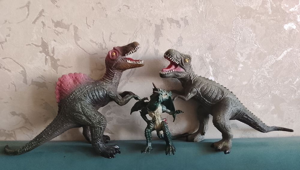 Динозавры,дракончик