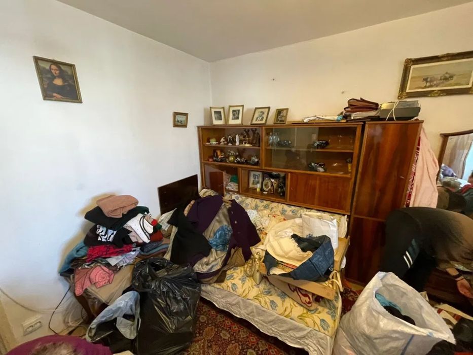 Debarasarii apartamente pivnite