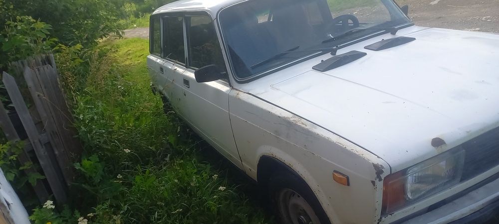 Продам 2104 с прицепом