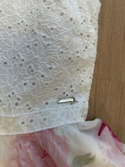 Прекрасна рокля Guess, 14г., 164см.
