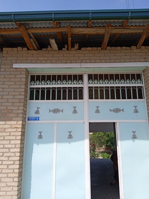 Дарвоза СССР листи бакуват