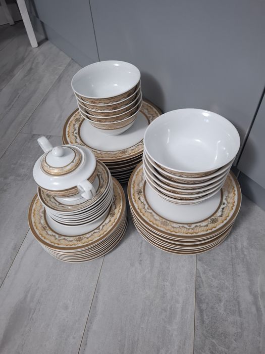 Продам посуду срочно с связи с перездом.