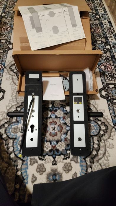 Дверной умный замок ручка