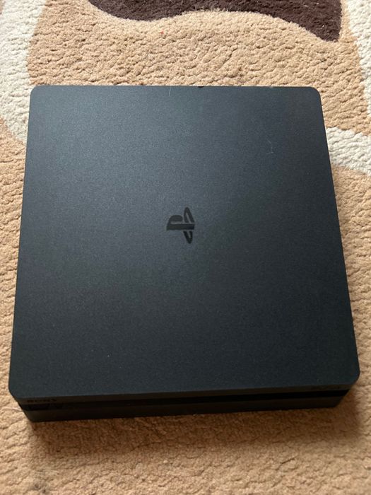 Sony PlayStation 4
