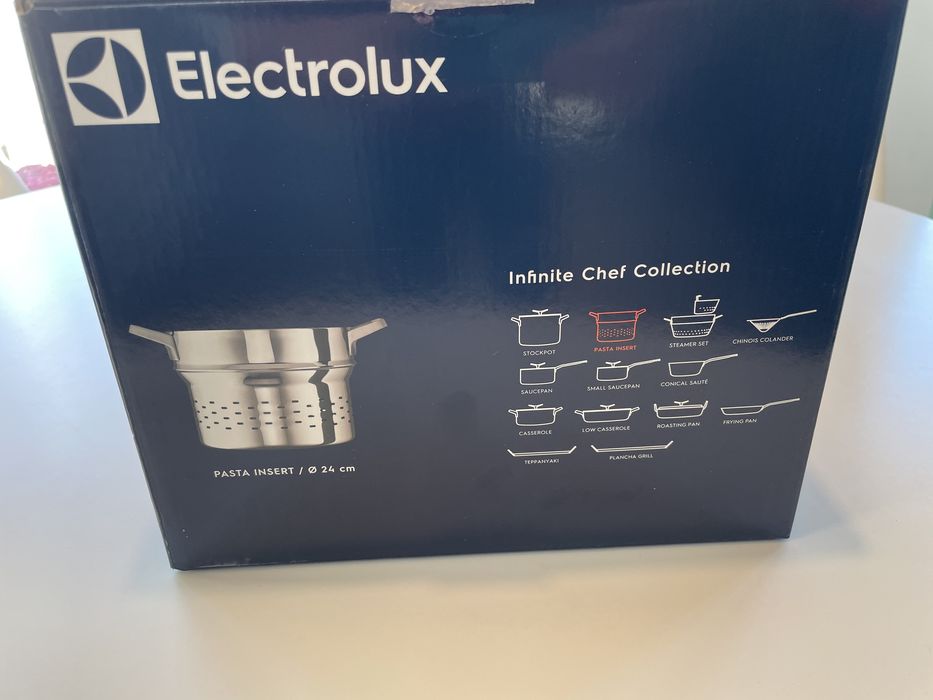 NOU Negociabil - Strecurator paste Electrolux E9KLPS01, Ø 24 cm, inox