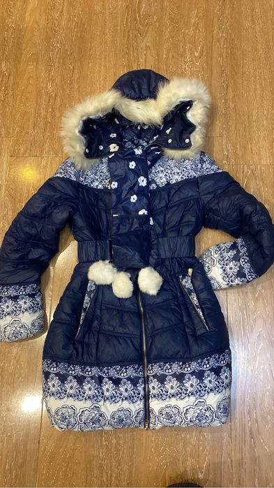 Продам женские куртки