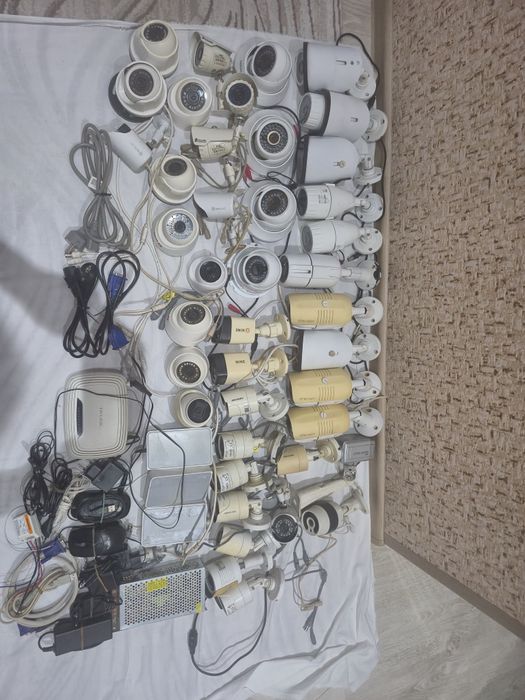 Камеры видеонаблюдения и другое