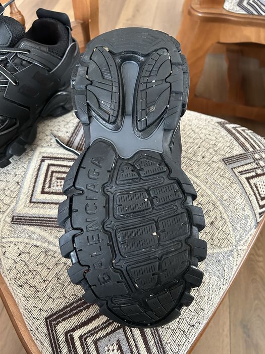 Balenciaga Track