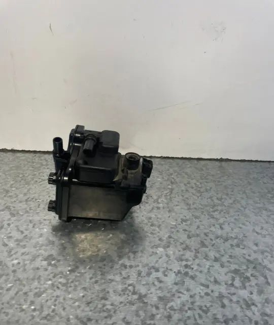 Carcasa filtru motorina 70512338 Ford Focus 2009 1.6 MT (101 hp)