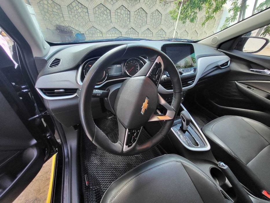 Chevrolet Onix 2025 — 3