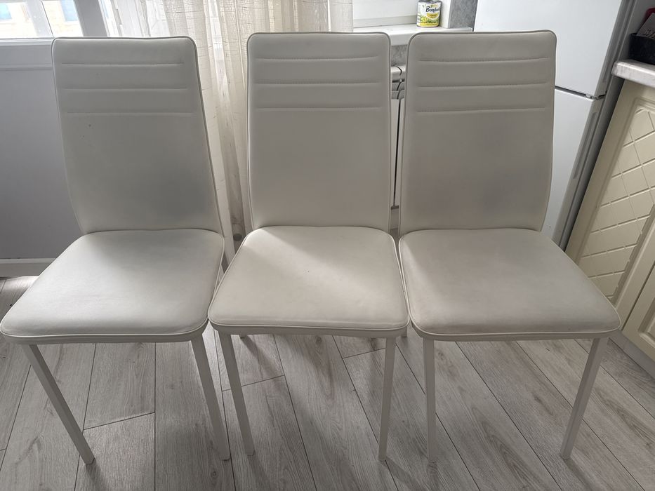 Стулья кухонные продам