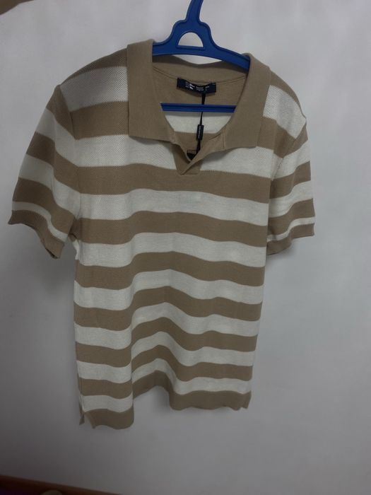 Продаю Тенниску бежевая