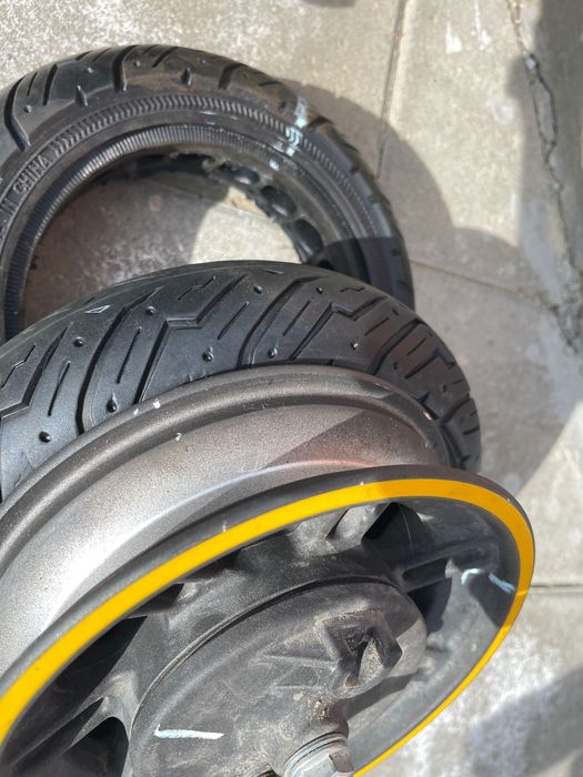 Продам Электросамокат