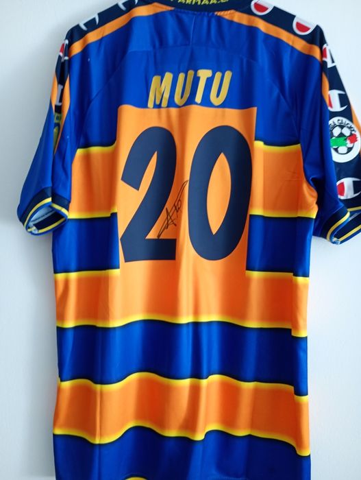 Tricou  AC Parma semnat Adrian Mutu
