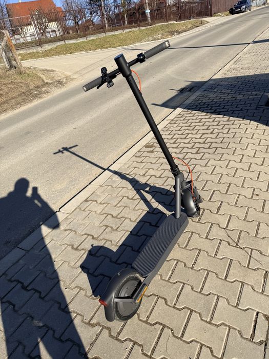 Trotineta electrica  XIAOMI Scooter Elite, 10 inch