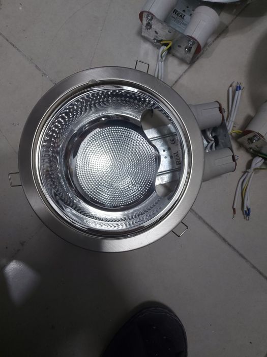 Лунички спот осветление 230v