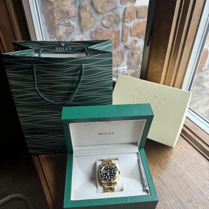 Часовник Rolex...