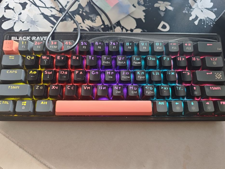 Механическая клавиатура 60%