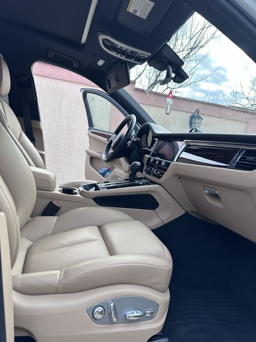 Vand sau schimb Porsche Macan S,fabr.2023/10