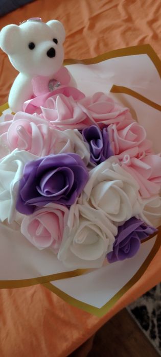 Ръчно изработени букети с рози