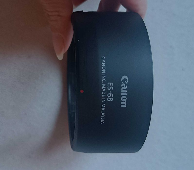 Продавам обектив и сенник