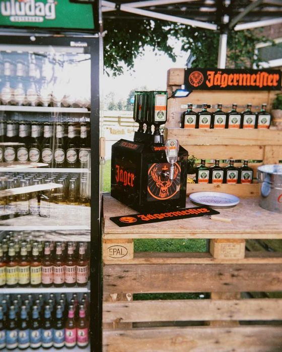Dozator Jagermeister - de inchiriat pentru evenimente