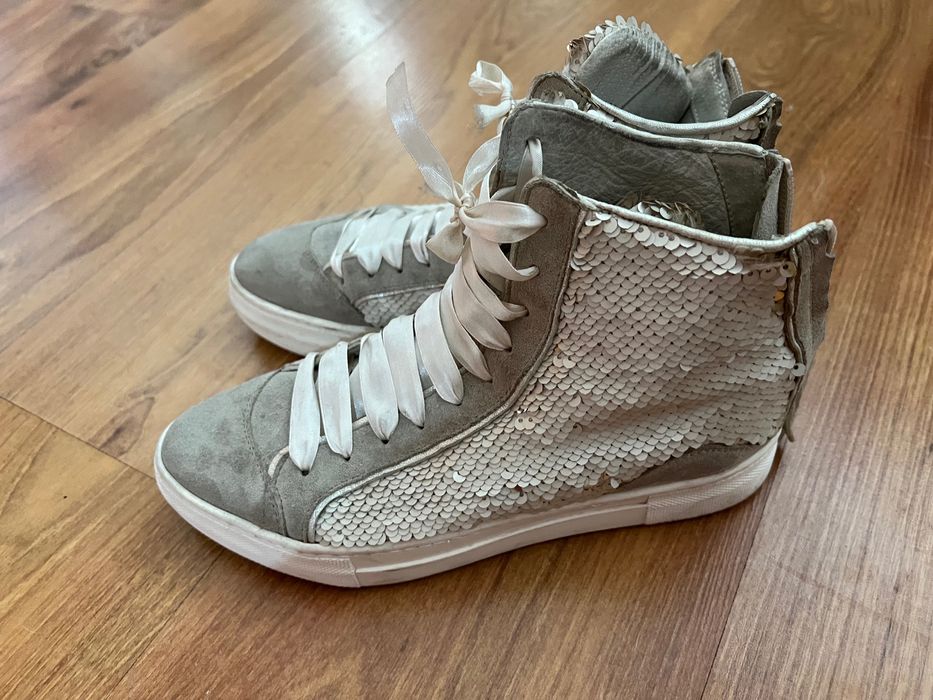 Високи кецове Navvi