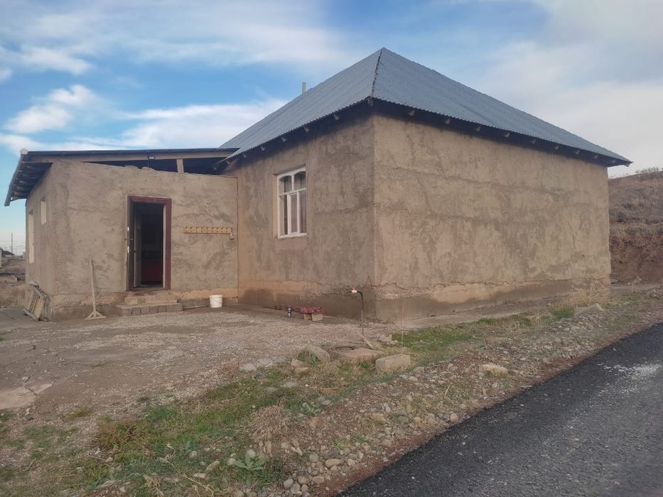 Дом продается срочно в мкр Курсаи