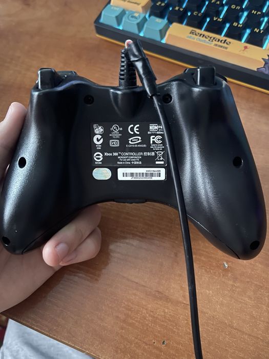 Продам джостик xbox 360