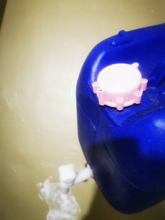 Туба за вода с канелка 10l + бидон 20l