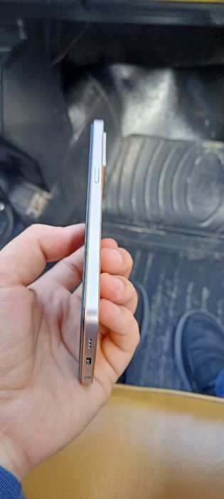 OPPOreno7 holati yengi