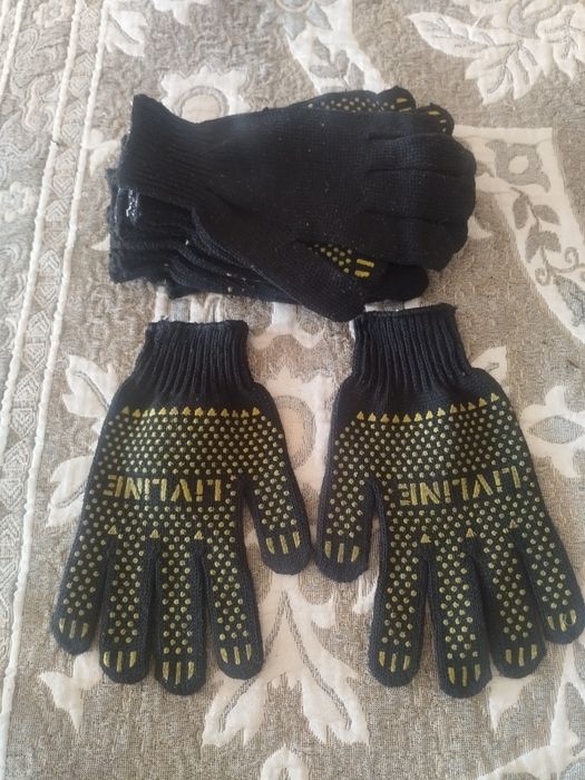 Рабочие перчатки