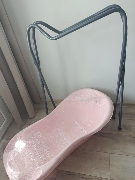 Ваничка със стойка