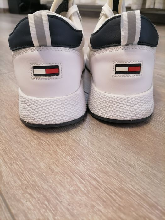 De vânzare. Preț 500 de lei ambele perechi