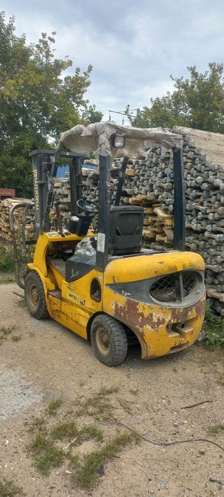 Сдаётся в аренду вилочный погрузчик(кара)